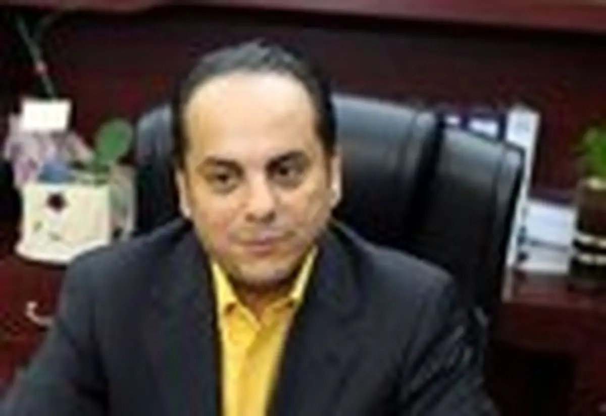 معاون باشگاه استقلال: شفر می‌ماند