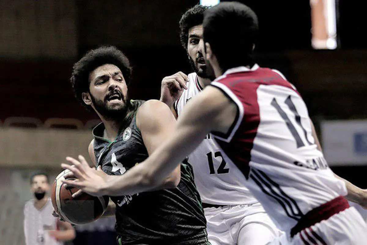 انتقاد از لیگ بسکتبال و وقفههای آن