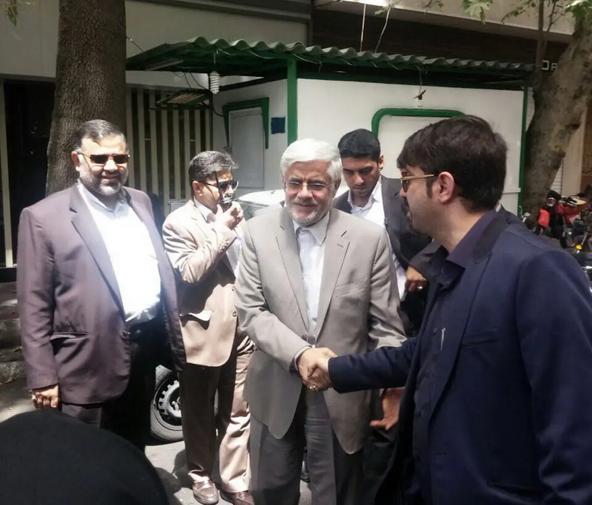 عارف: امت اسلامی پیروز است