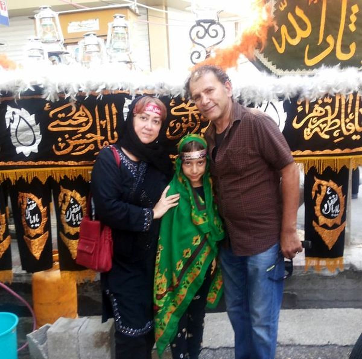 عکس محرمی آقای بازیگر و خانواده اش