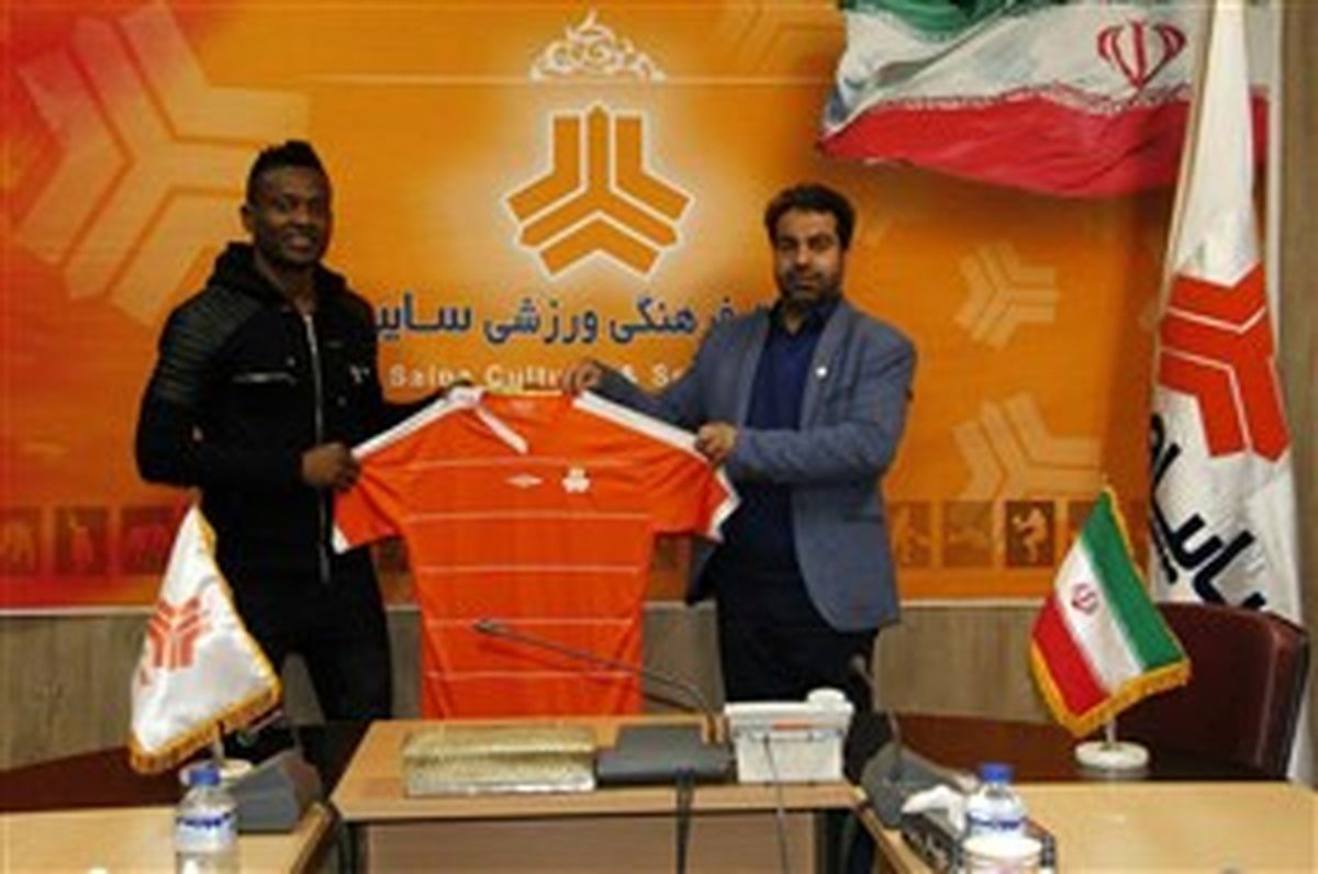 چهار تیم ایرانی بدون بازیکن خارجی!