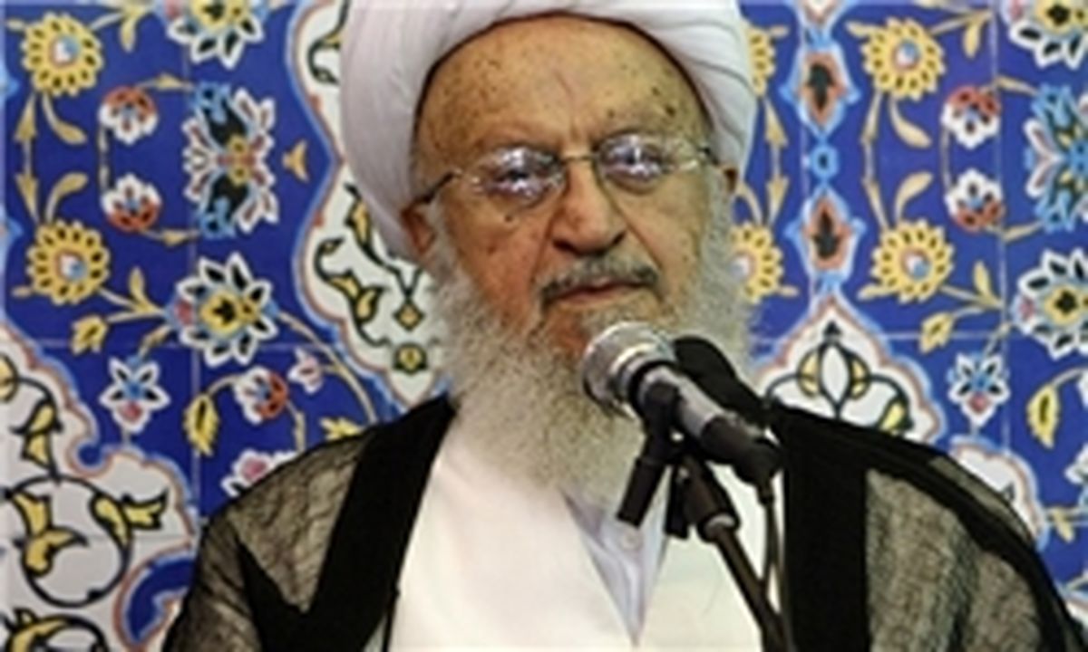 انتقادد آیت‌الله مکارم شیرازی از بی‌تفاوتی دولت در برابر بدحجابی