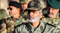 از فرمانده تا سرباز در امدادرسانی به مردم سیل زده پای کار هستند