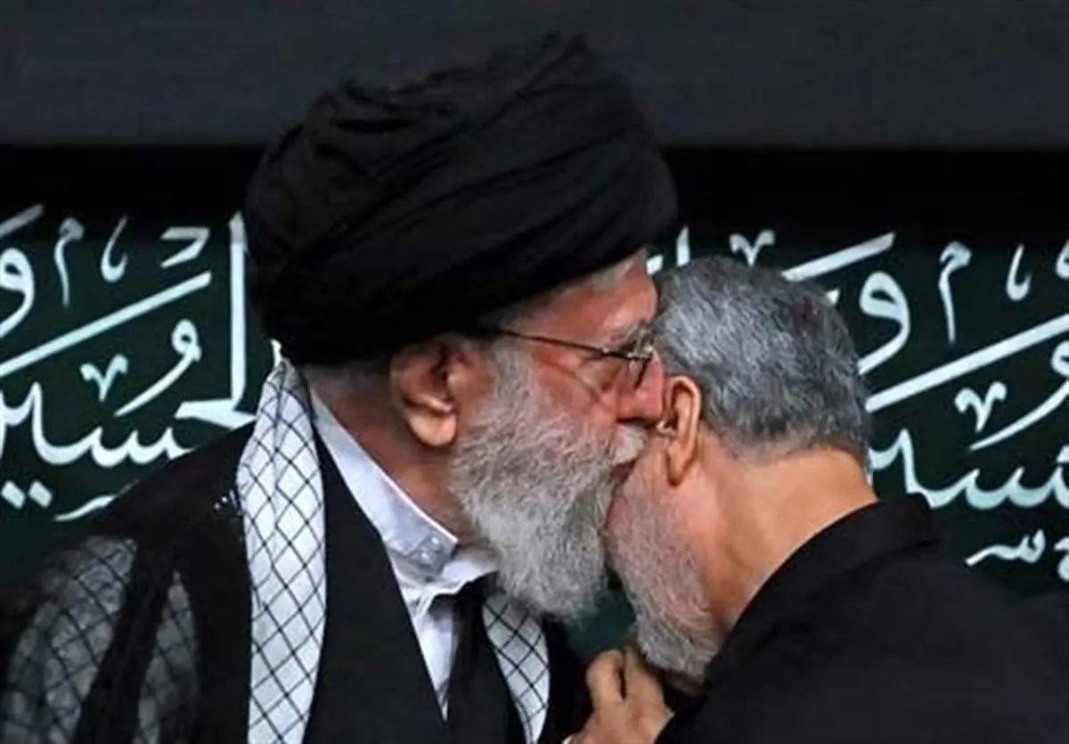 سردار سلیمانی در آغوش رهبر معظم انقلاب+ عکس