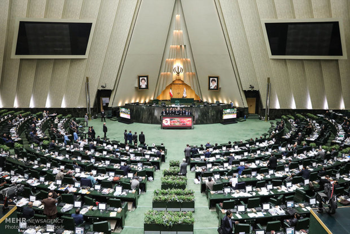 سیل نقدینگی باعث نوسانات بازارخودروشد