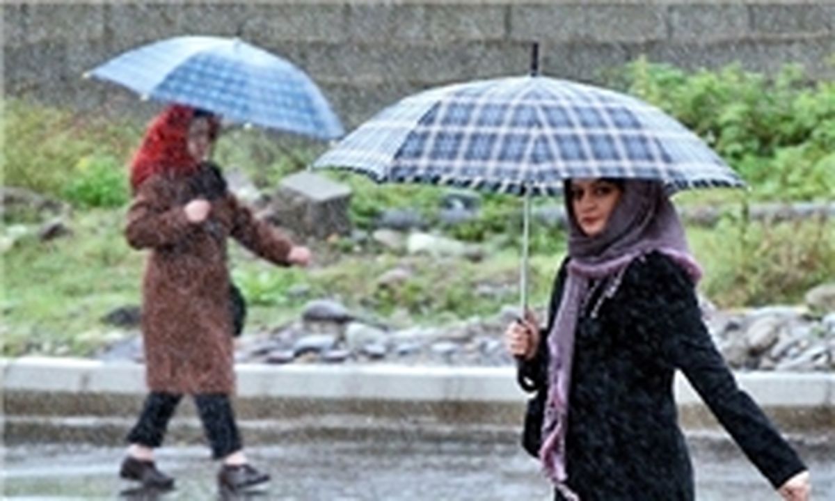 بارش در تهران ادامه دارد