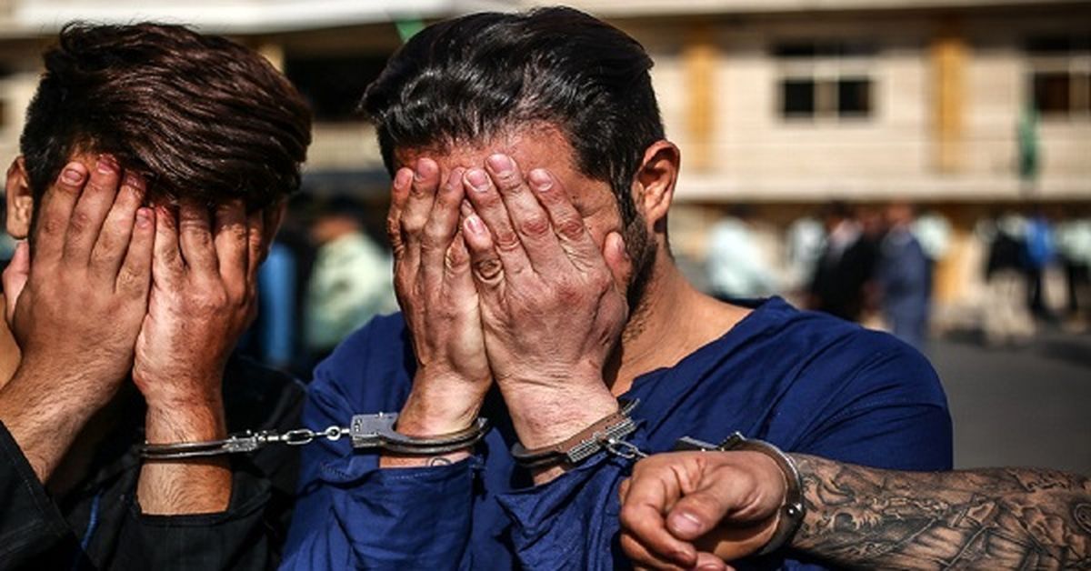 لزوم شناسنامه دار کردن اراذل و اوباش