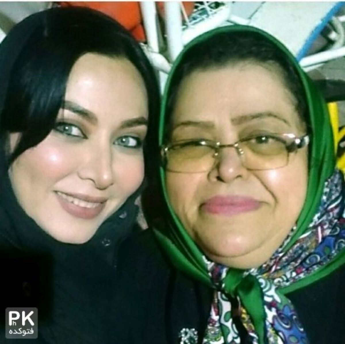 فقیه سلطانی و مادر جوانش+عکس