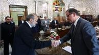 لاریجانی:تنها راه حل مشکلات منطقه مذاکره سیاسی است