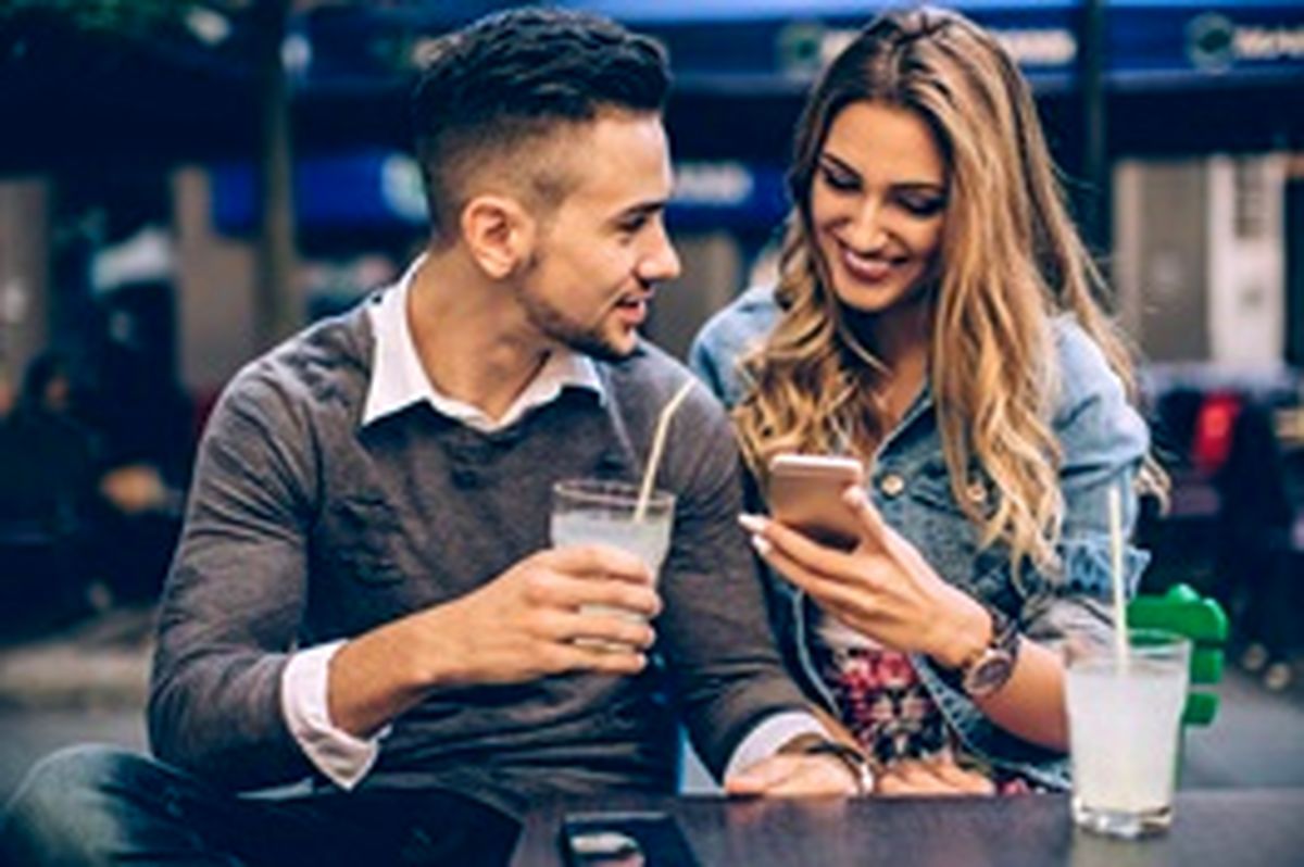 با این نشانه ها برای همیشه به همسرتان اعتماد کنید