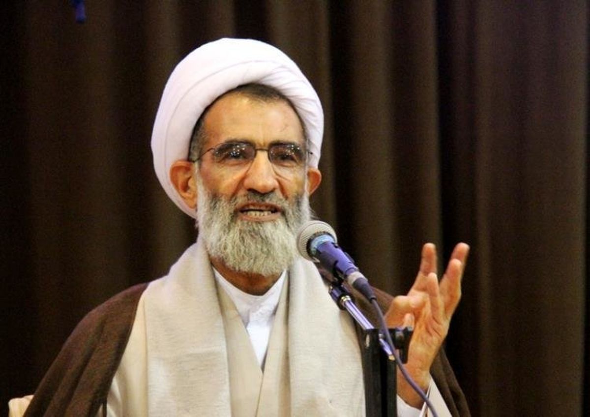 سبک زندگی اسلامی در جامعه ترویج شود