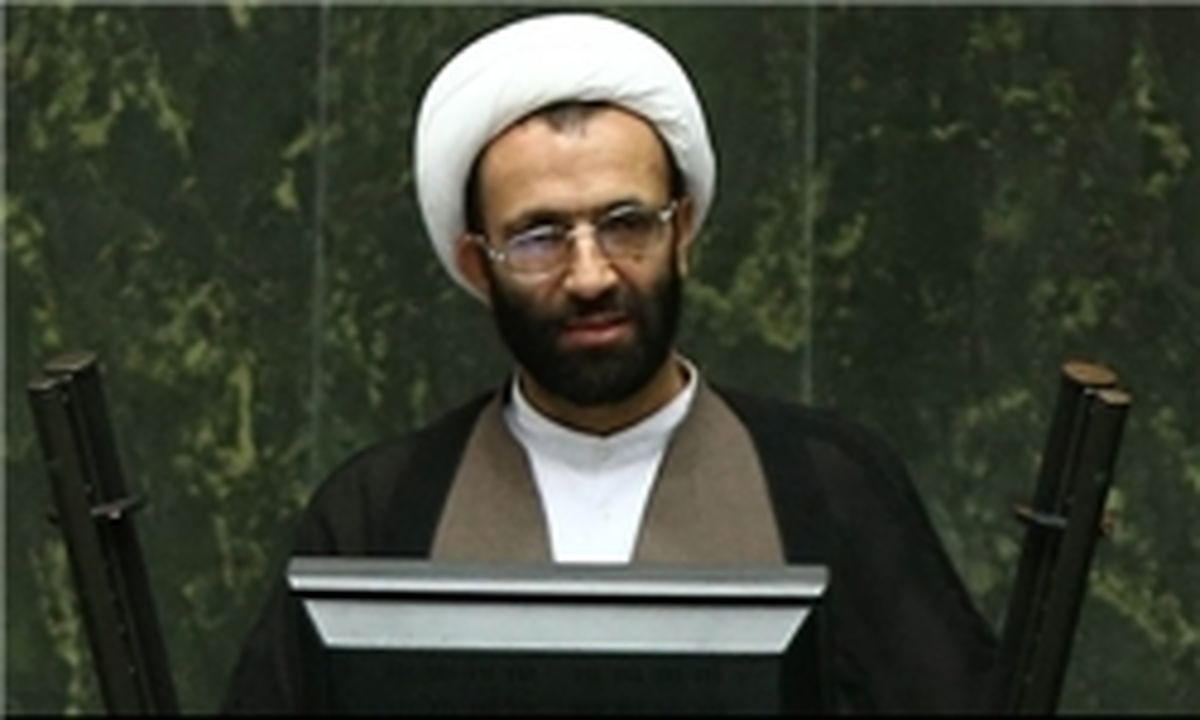 سلیمی: بررسی استفساریه خلاف اصل ۱۱۰ قانون اساسی است
