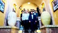 علاقه مندان ایران، به رونق صنعت گردشگری کمک کنند