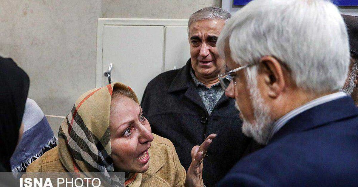فریادهای مادر یکی از دانشجویان حادثه دیده در بیمارستان 