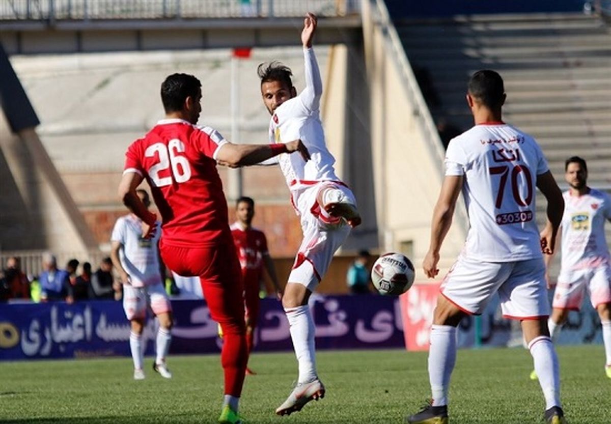 درخشان: خط حمله پرسپولیس اقتدار لازم را ندارد