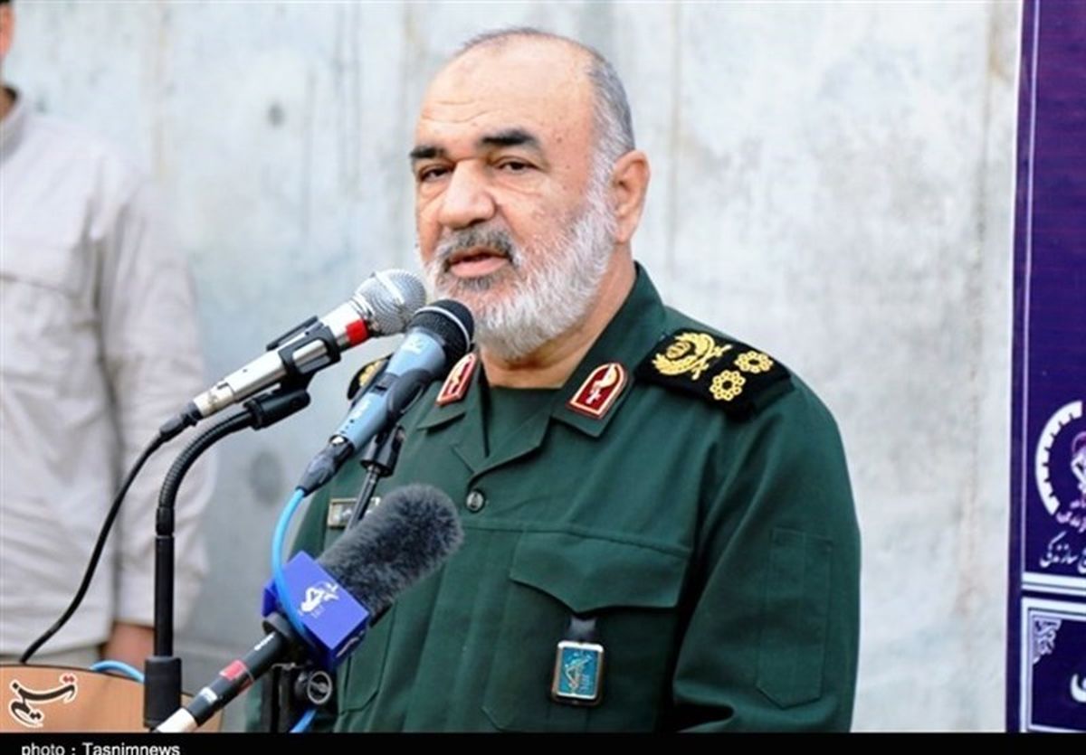 سرلشکر سلامی:برای تحقق فرمان مقام معظم رهبری در کمک به محرومان و محرومیت‌زدایی آماد‌ه‌ایم / ساخت هزار واحد مسکونی در هرمزگان
