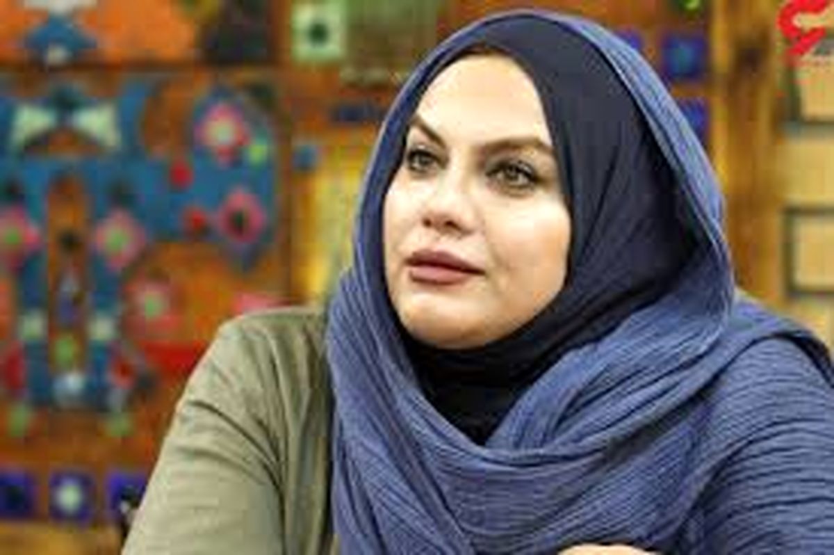 نرگس آبیار در حرم امام رضا (ع)/عکس