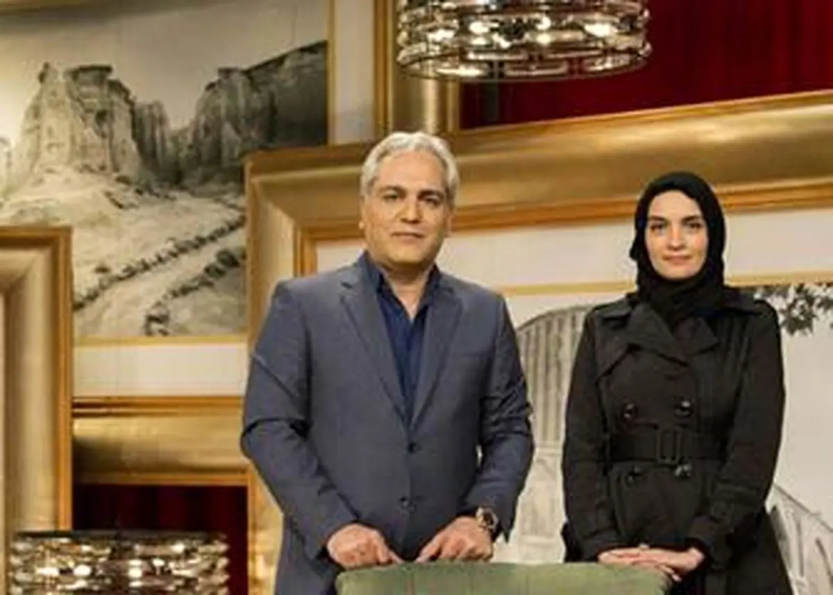 هدیه 70 میلیون ساله خانم بازیگر به موزه دورهمی!
