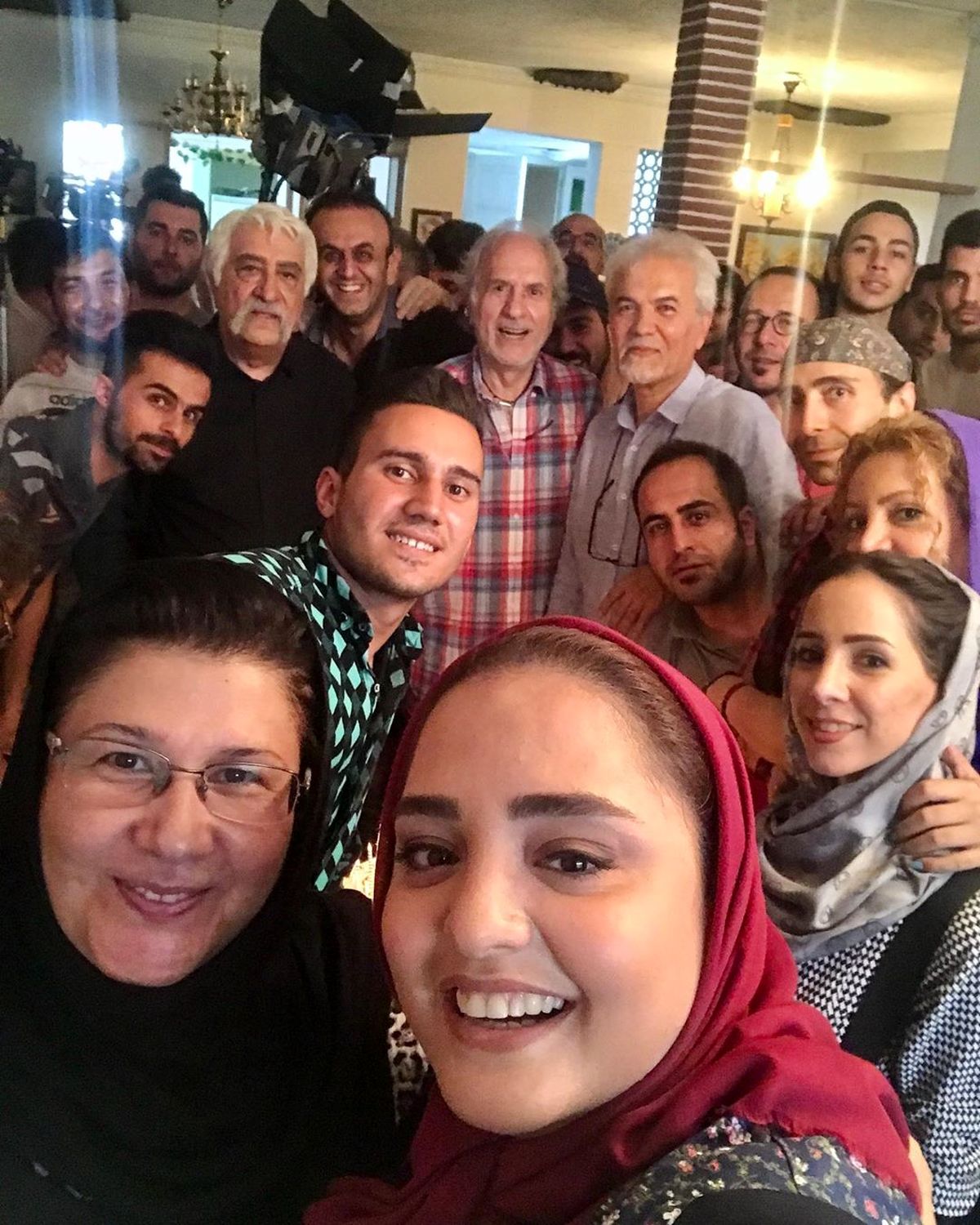 ستایش و گروه بزرگش+عکس