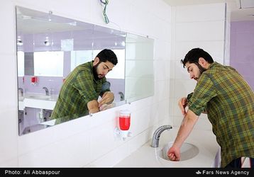 13940424230758805_PhotoL