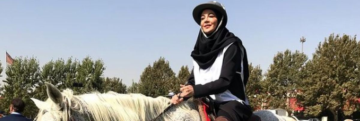 سوارکاری نگین صدق گویا + عکس