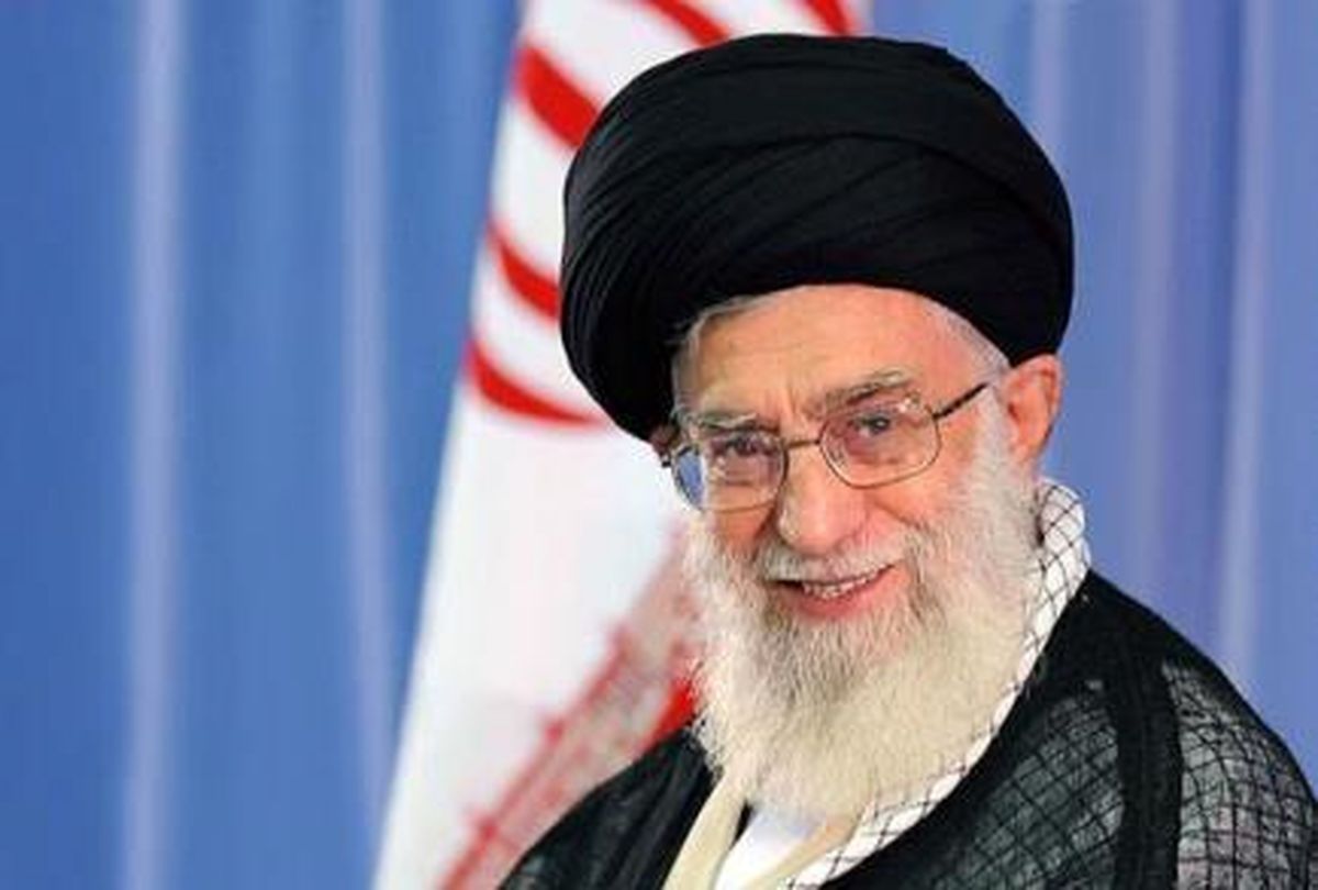 سه وعده‌ای که آیت‌الله خامنه‌ای، قبل از انقلاب به فرزندانشان دادند
