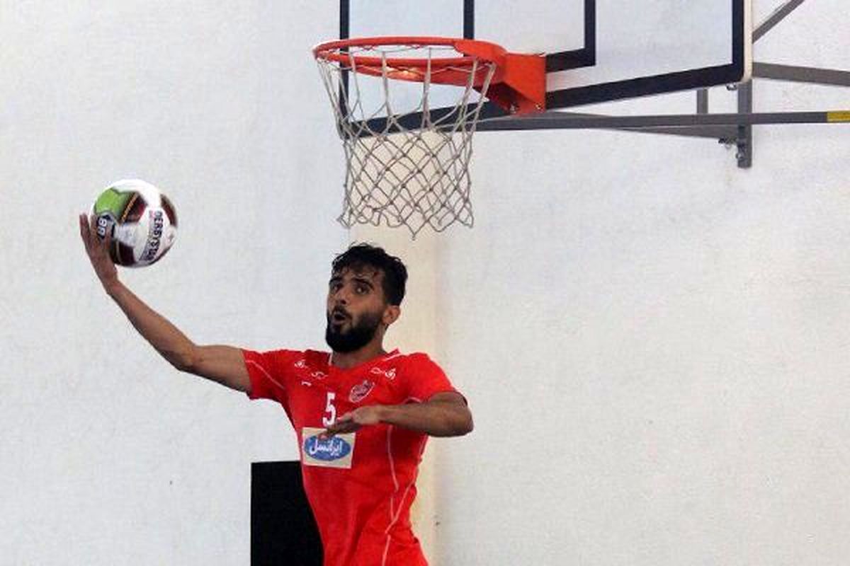 هافبک عراقی آب‌پاکی را روی دست مدیران پرسپولیس ریخت