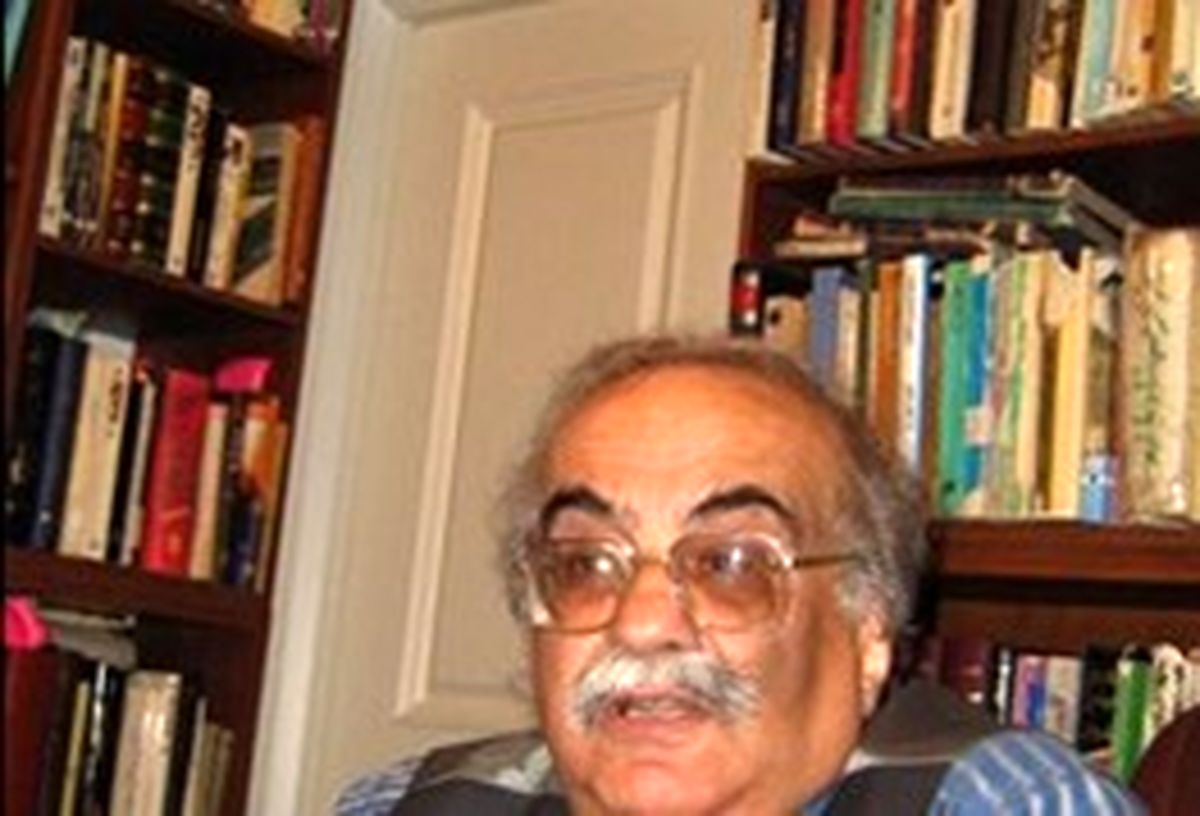  شما که تاریخ نمی‌دانی برو حرف خودت را بزن!