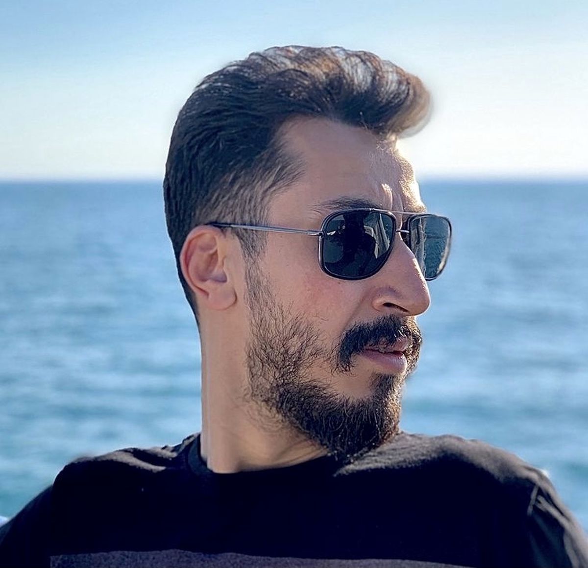 استایل بهرام افشاری لب دریا + عکس