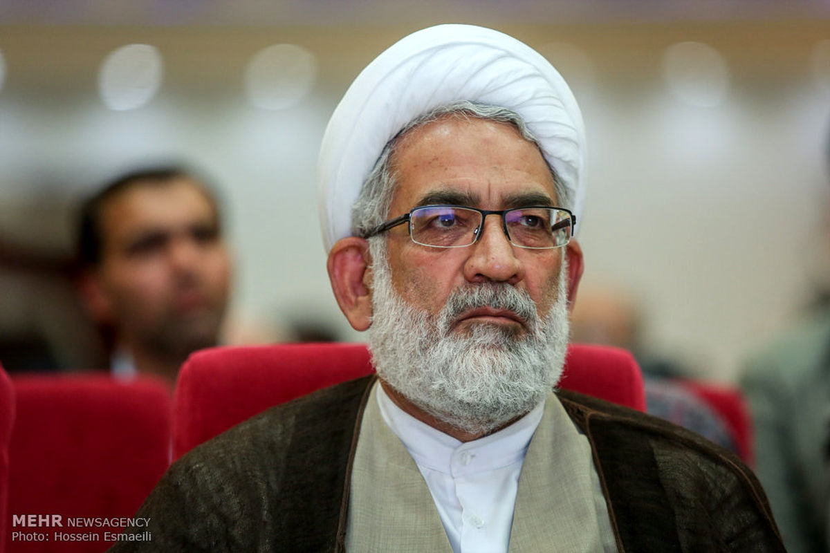پاسخ احمدی‌نژاد را تا یکی دو روز آینده می‌دهیم!