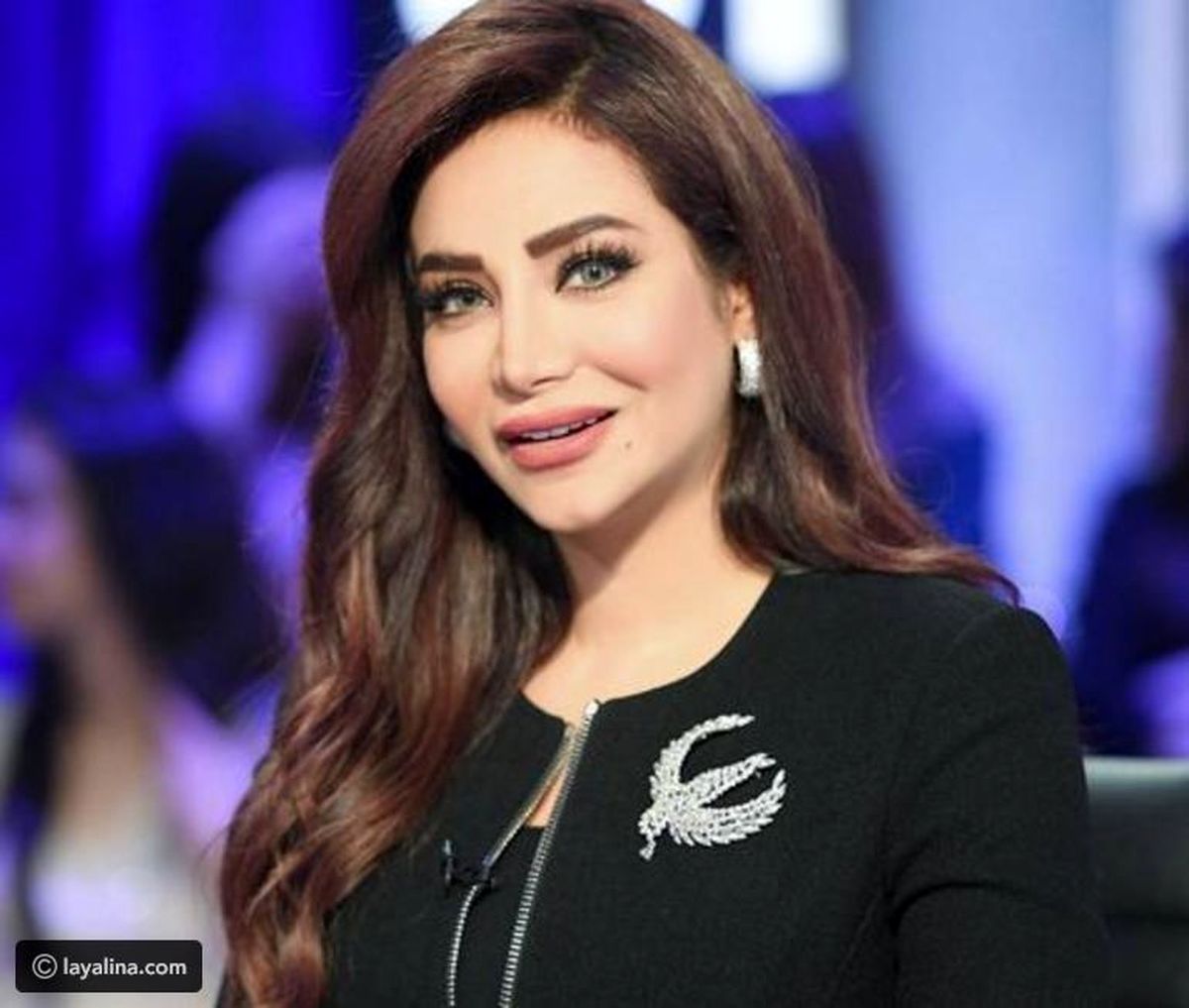 خوش گذرانی مجری زن در یونان +عکس