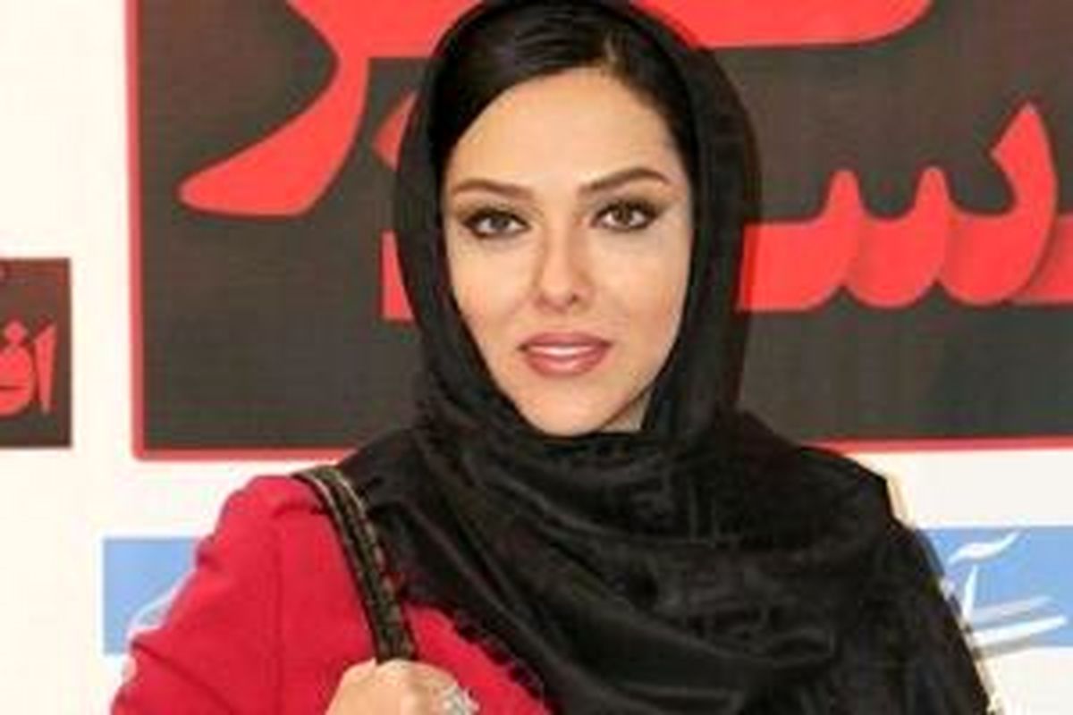 لیلا اوتادی در کنار مربی اش سوزان دولت آبادی! عکس