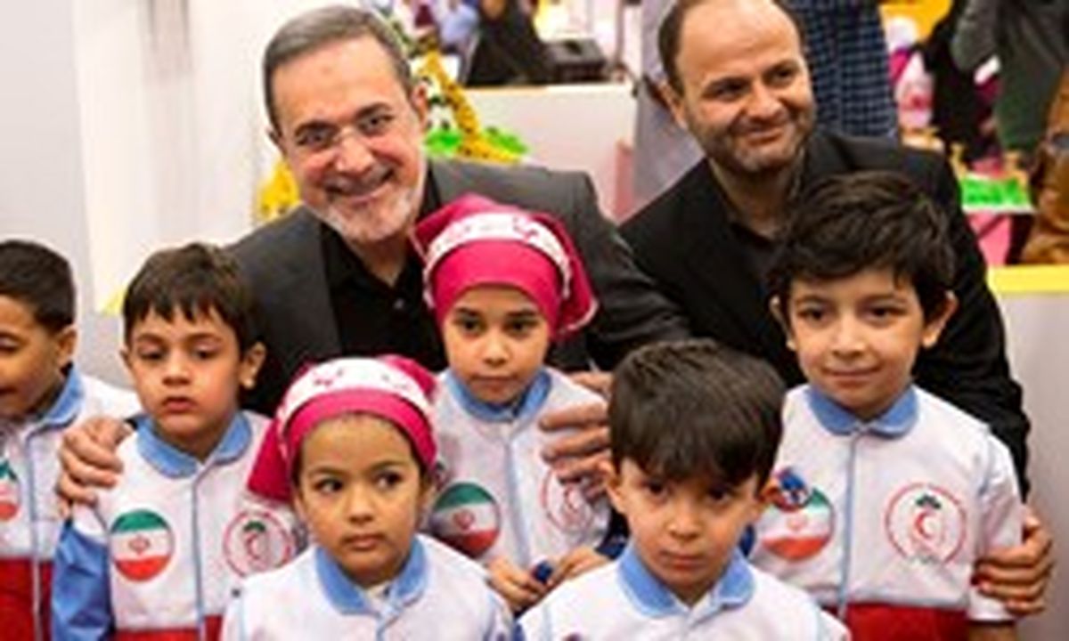 از آرزوی خلبانی آقای وزیر تا حضور کودکان در زیرگذر تاریخ+ عکس