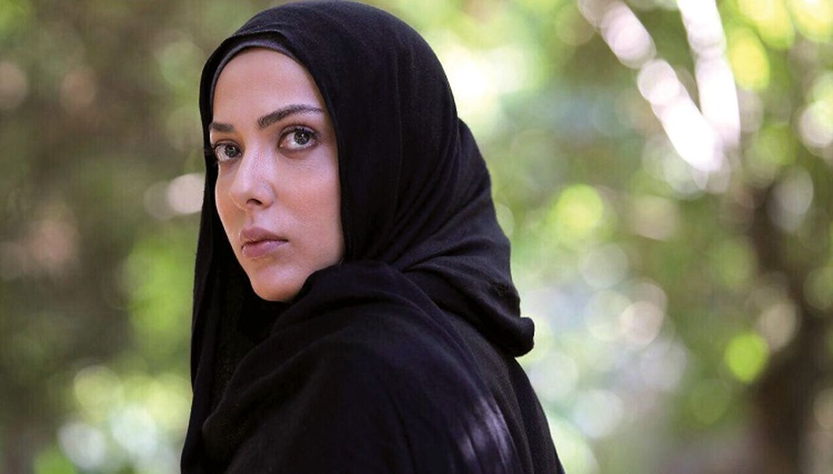 لیلا اوتادی در «بی‌وزنی»  مهدی فرد قادری
