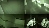 حمله وحشتناک روح به افرادی که از پله بالا می روند + عکس