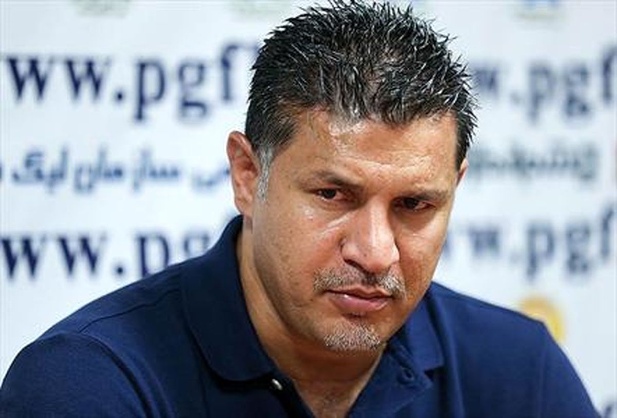 علی دایی در برنامه ۹۰ آمپر چسباند