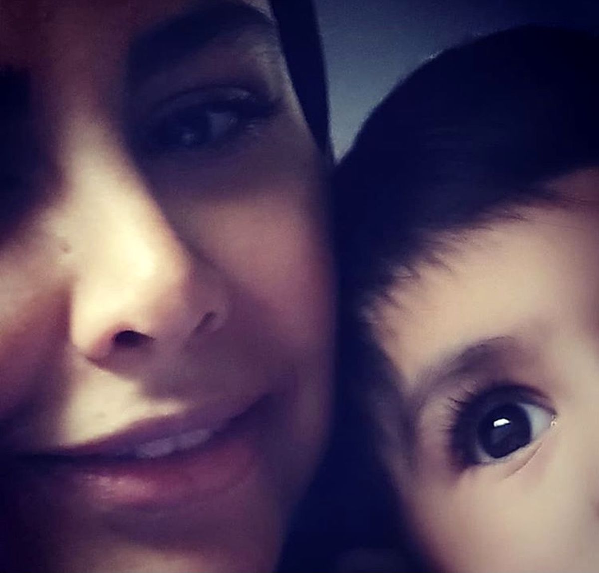 سلفی خانم بازیگر با پسر نوزادش + عکس
