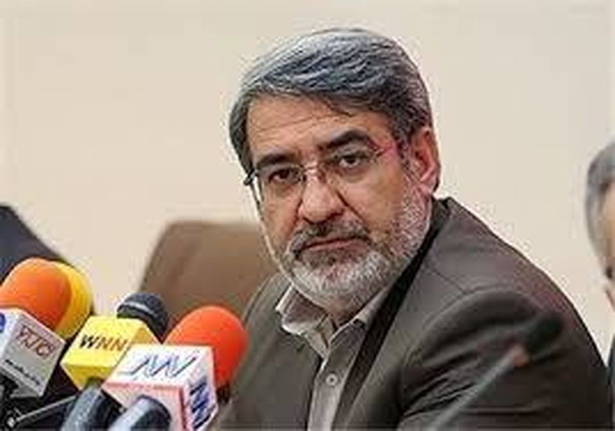 رحمانی‌فضلی حادثه اتوبوس دانش‌آموزان را تسلیت گفت