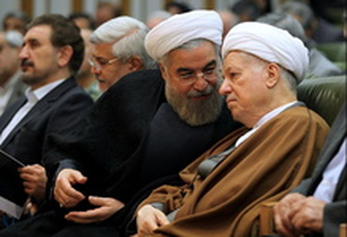 حسن روحانی به نفع هاشمی کنار رفت