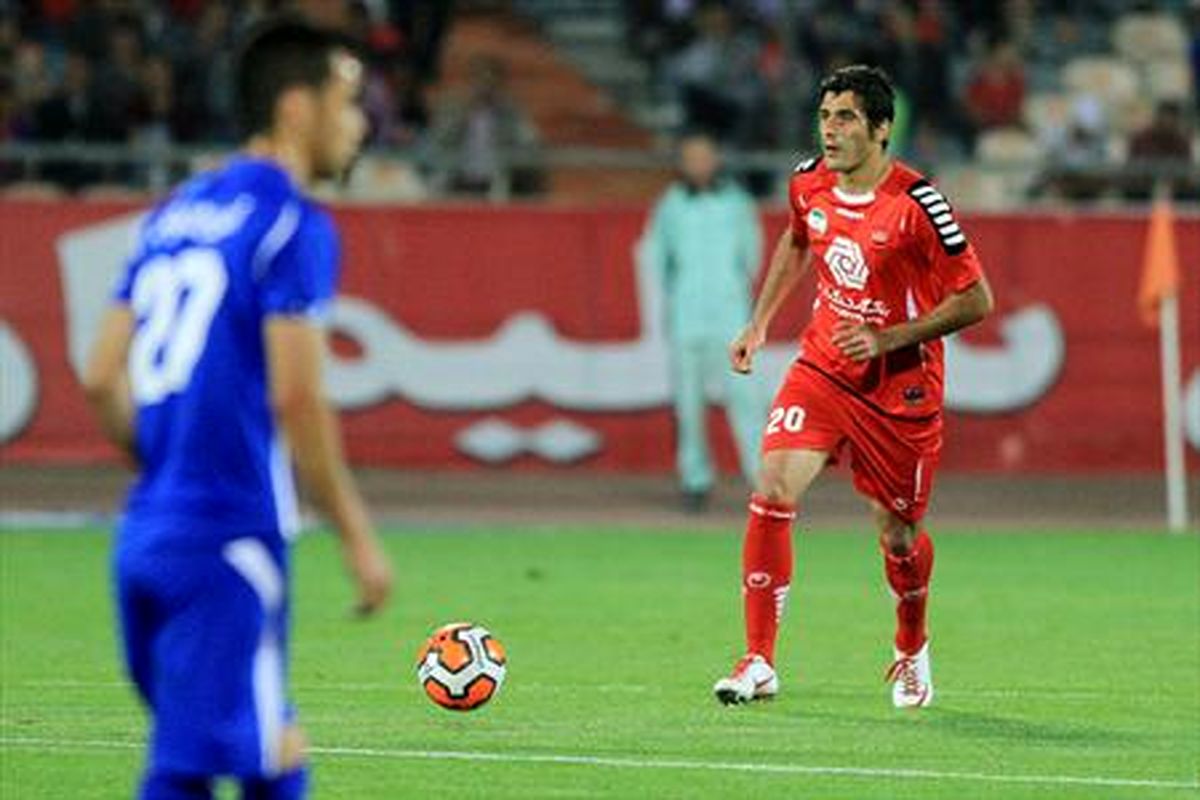 تراکتوری ها مدافع پرسپولیس را نمی خواهند