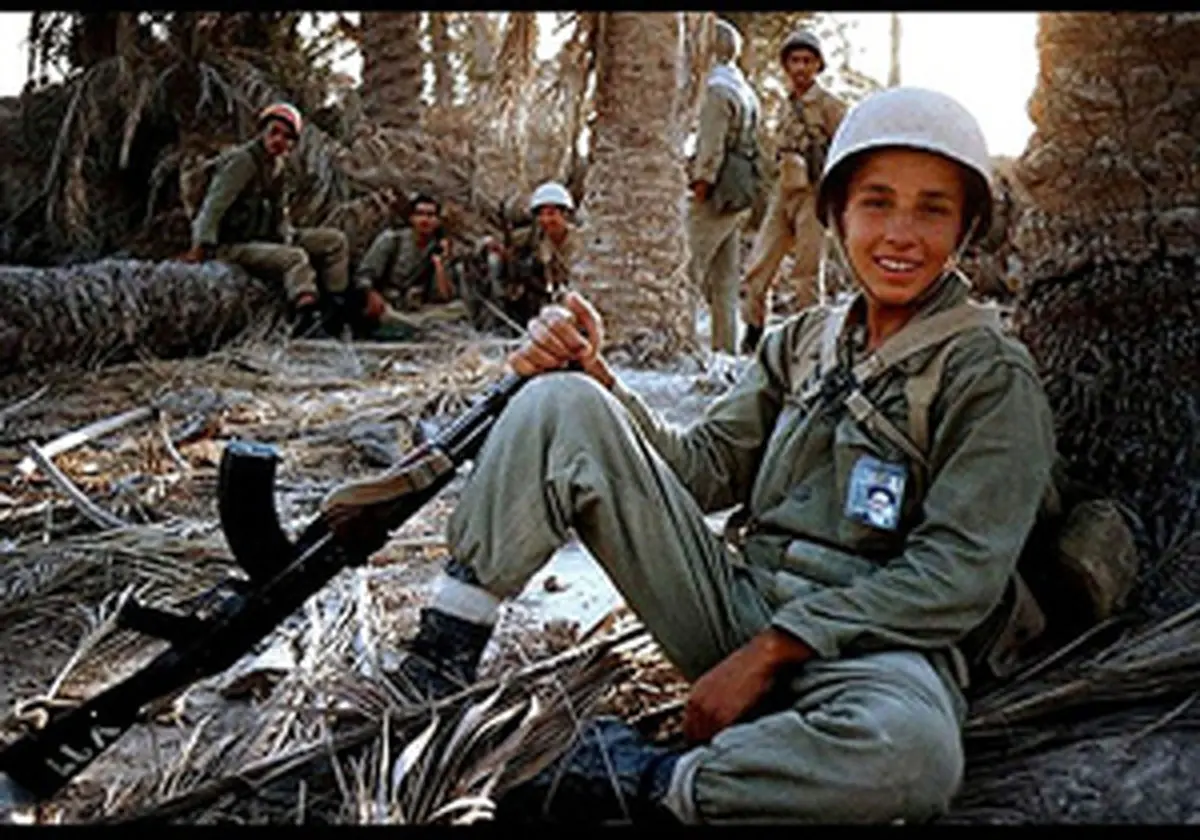 «ژنرال‌های 13 ساله» به نیمه راه رسید