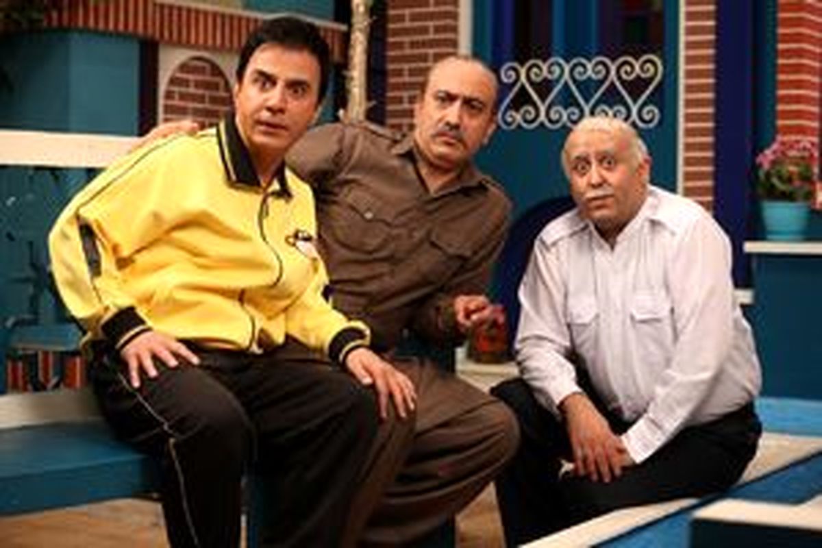 پخش حضور عارف لرستانی در «محله گل و بلبل» از تلویزیون + عکس
