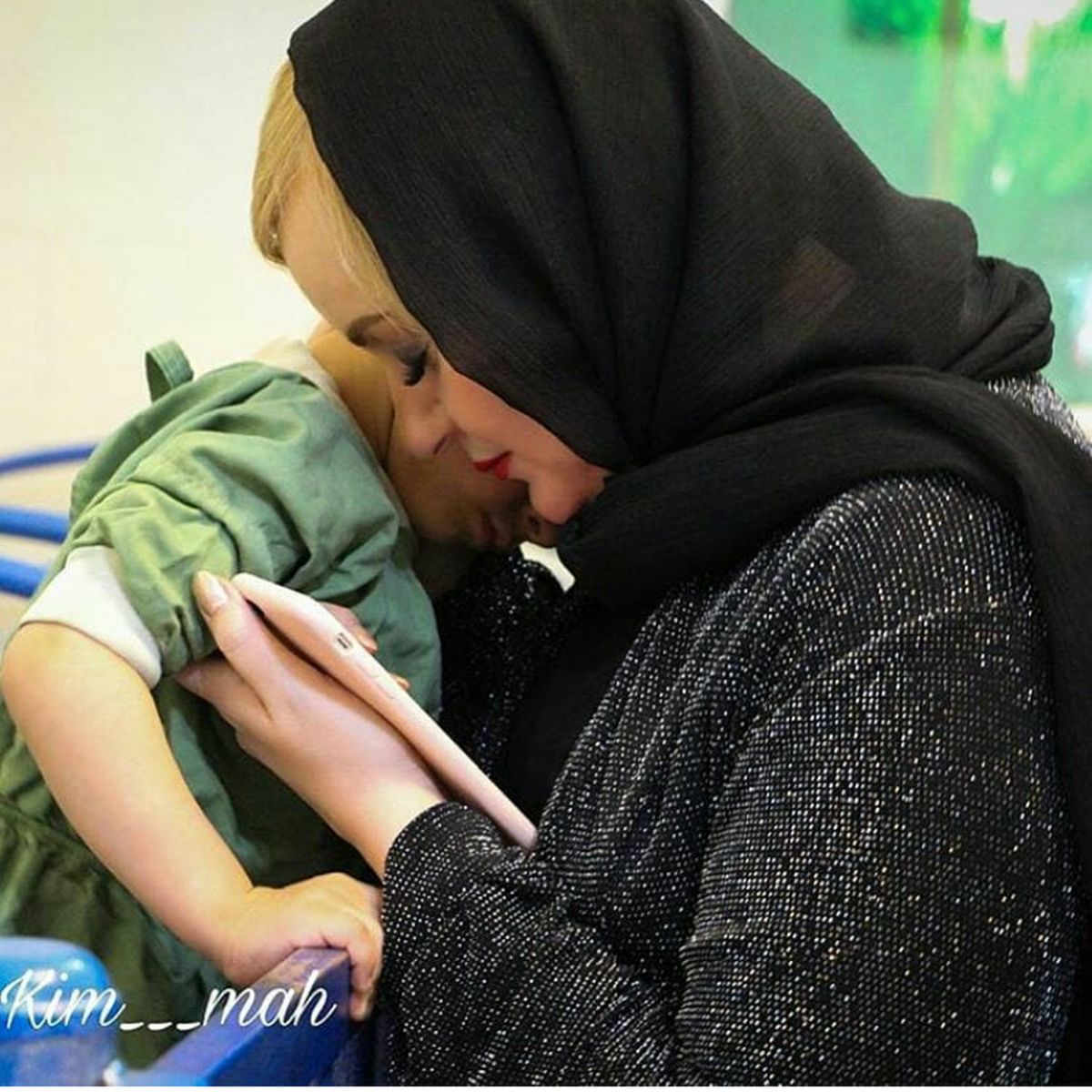 کار خداپسندانه مامان عموپورنگ در محله گل و بلبل+عکس