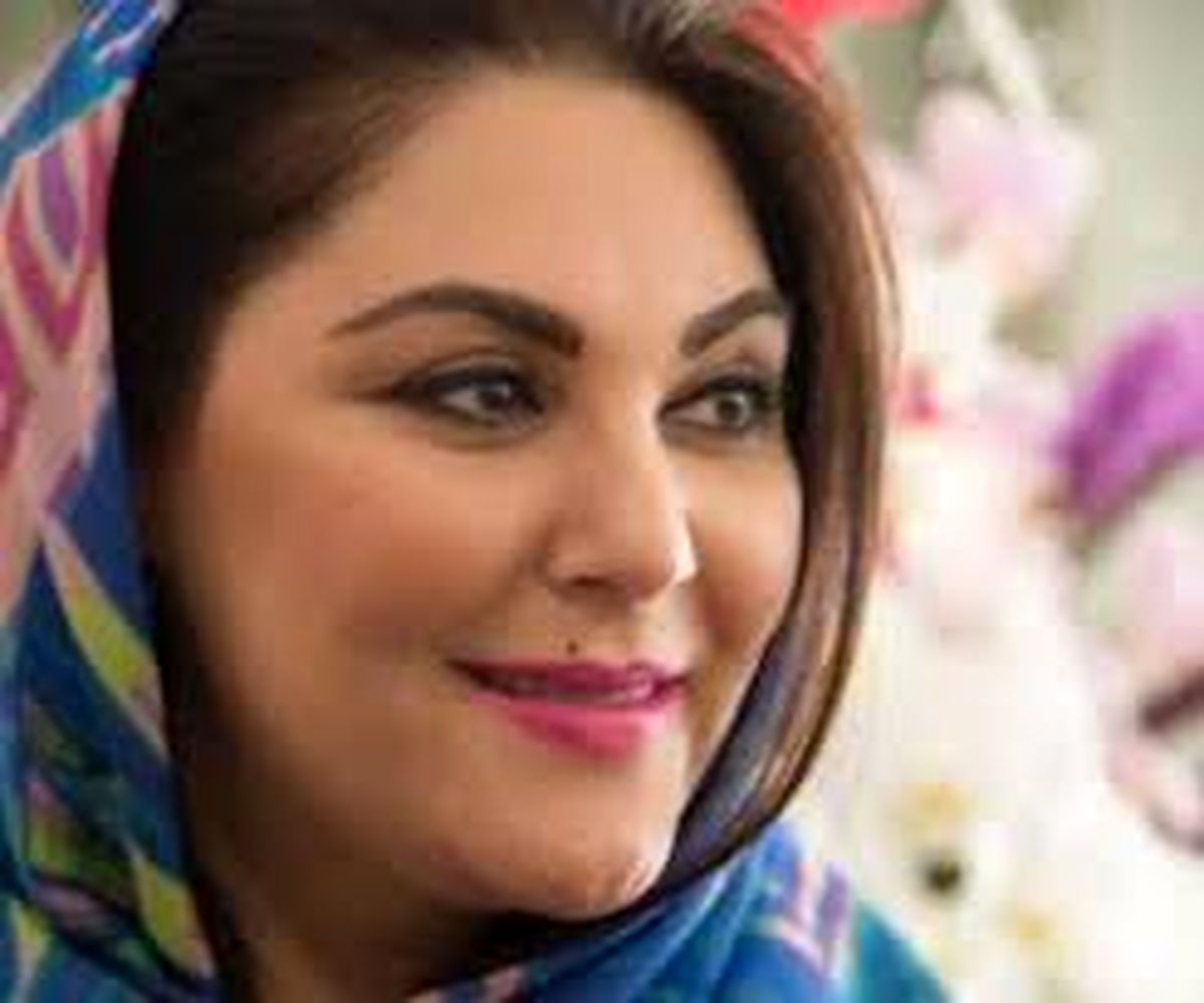 تیپ لاله اسکندری در اکران تیغ و ترمه /عکس 