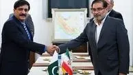 مشاور امنیت ملی نخست‌وزیر پاکستان با شمخانی دیدار کرد