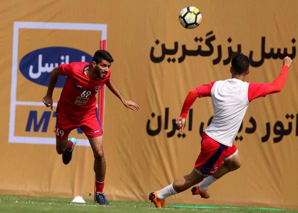تابلوی اشتباه ممنوع مقابل شایان مصلح!