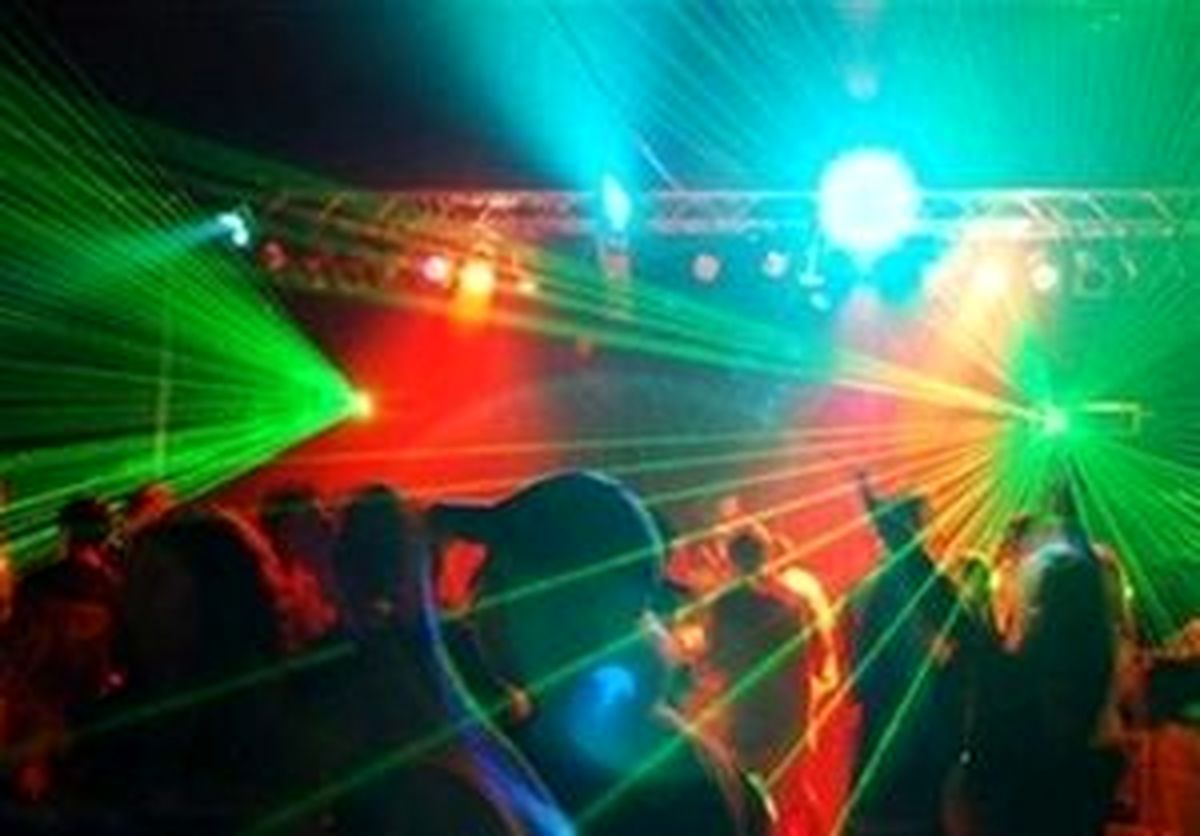دستگیری ۲۴ دختر و پسر در مراسم مختلط پارتی شبانه 