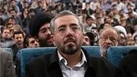 کاپشن احمدی‌نژاد بر تن باقری‌لنکرانی