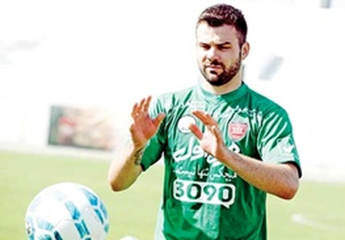 پیشنهاد اروپایی دارم، اما می‌خواهم در پرسپولیس بمانم