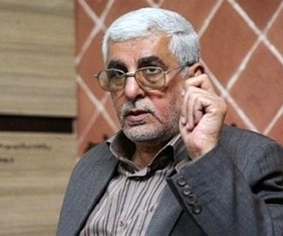 هانی زاده:ترامپ در سفر به عربستان کارخانه‌های اسلحه سازی آمریکا را از ورشکستگی نجات داد